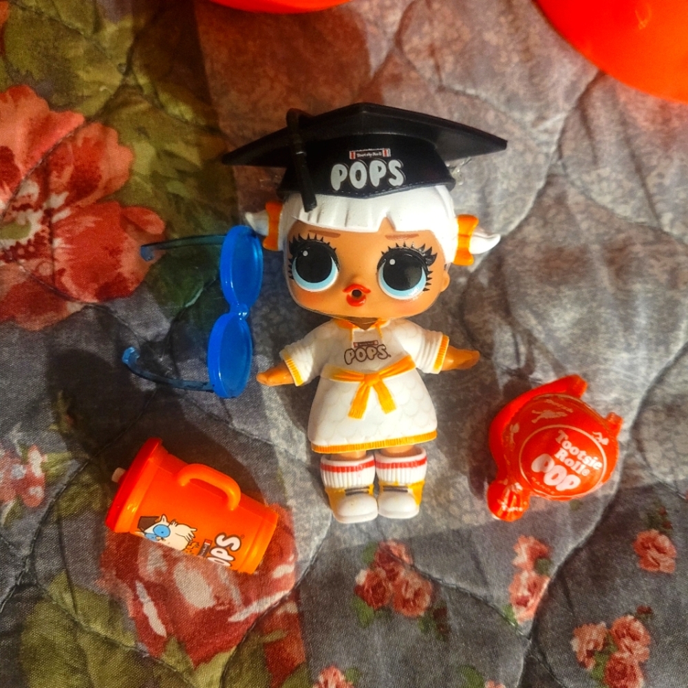 Miss Tootsie Pops L.O.L Surprise Doll